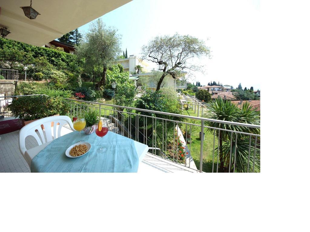 Ai Colli B&B Salò Rum bild