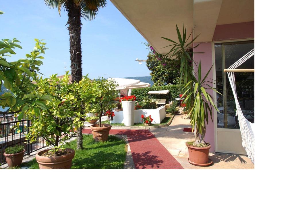 Ai Colli B&B Salò Rum bild